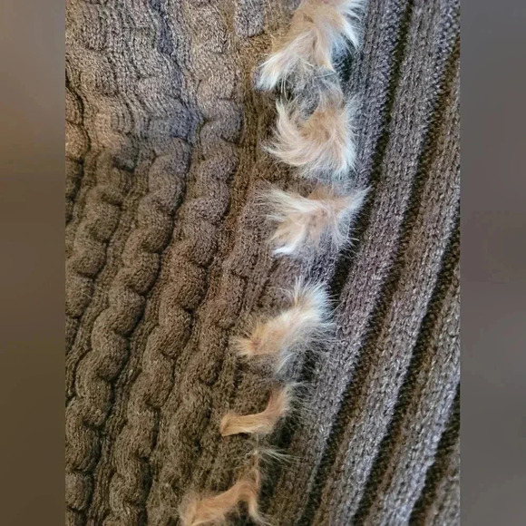 I.D.O La Vie | Long Brown Cardigan with Real Rabbit Fur Detail & String, Size L - Picture 3 of 7